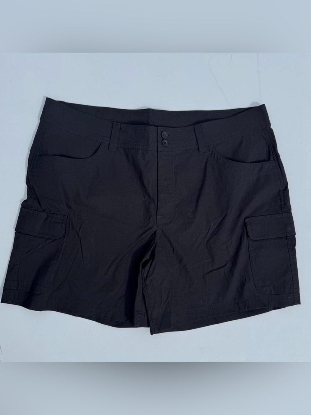 Eddie Bauer Black Cargo Shorts with Side Pockets